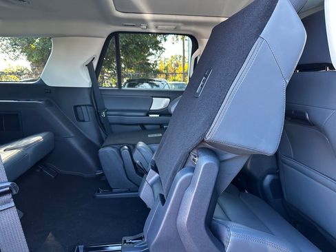 New 2025 Ford Expedition Active image 63