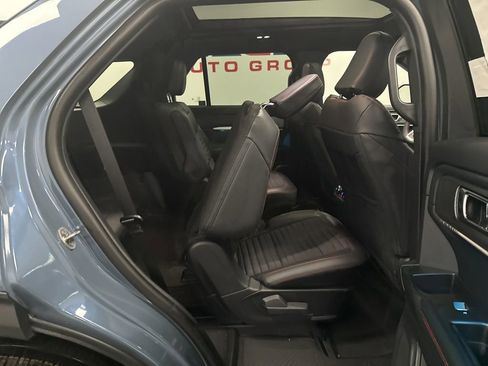 New 2026 Ford Explorer ST-Line w/ ST-Line Street Pack AWD/4WD image 40