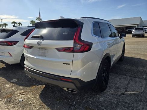 Used 2024 Honda CR-V Sport image 3