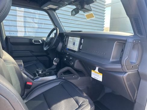 New 2025 Ford Bronco Badlands image 31