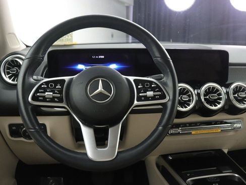Certified 2023 Mercedes-Benz GLB 250 image 10