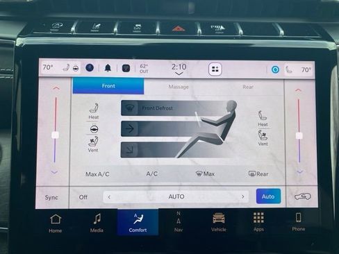 Certified 2022 Jeep Grand Cherokee L Overland w/ Luxury Tech Group IV image 40