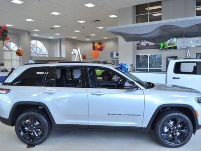 New 2025 Jeep Grand Cherokee Limited