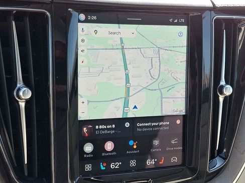 Certified 2024 Volvo XC60 B5 Ultimate w/ Protection Package Premier image 18