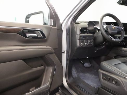 New 2026 Chevrolet Tahoe LS w/ Max Trailering Package AWD/4WD image 9