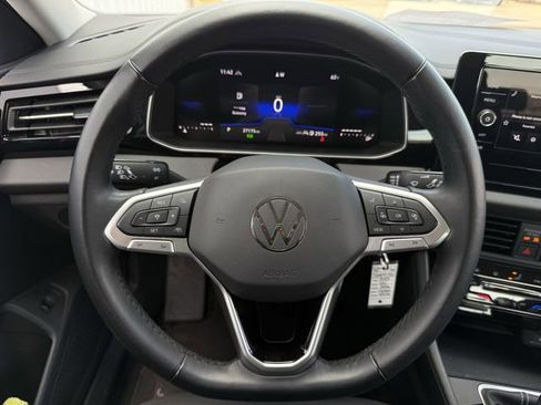 Used 2025 Volkswagen Jetta S FWD image 11