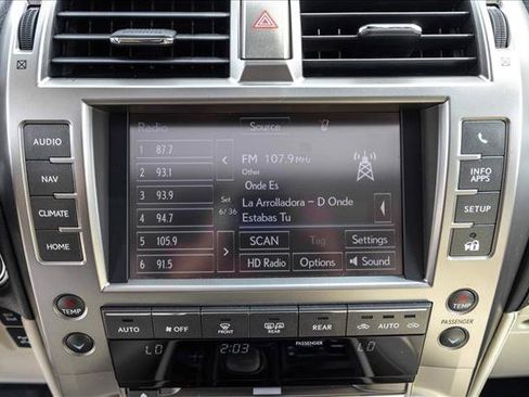Used 2021 Lexus GX 460 Premium w/ Accessory Package AWD/4WD image 16
