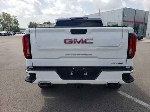 Used 2022 GMC Sierra 1500 AT4 w/ AT4 Preferred Package AWD/4WD image 6