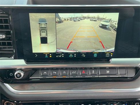 Used 2022 GMC Sierra 1500 SLT w/ SLT Premium Plus Package image 24