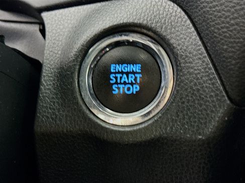 Used 2021 Toyota RAV4 XLE FWD image 21