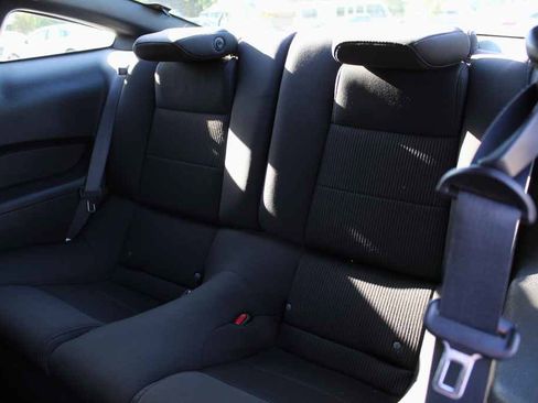 Used 2012 Ford Mustang Coupe image 21