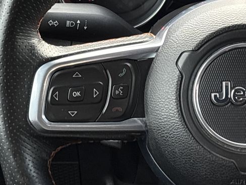 Certified 2022 Jeep Gladiator Mojave w/ LED Lighting Group image 22