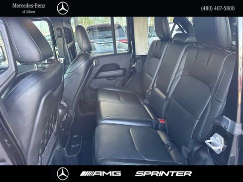 Used 2022 Jeep Wrangler Unlimited Rubicon 4xe AWD/4WD image 21