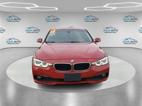 Used 2018 BMW 320i Sedan image 2