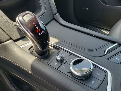 Certified 2025 Cadillac XT5 Premium Luxury FWD image 23
