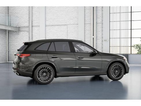 New 2026 Mercedes-Benz GLC 300 image 18