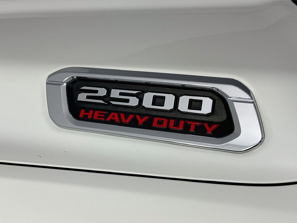 Used 2020 RAM 2500 Limited AWD/4WD image 29