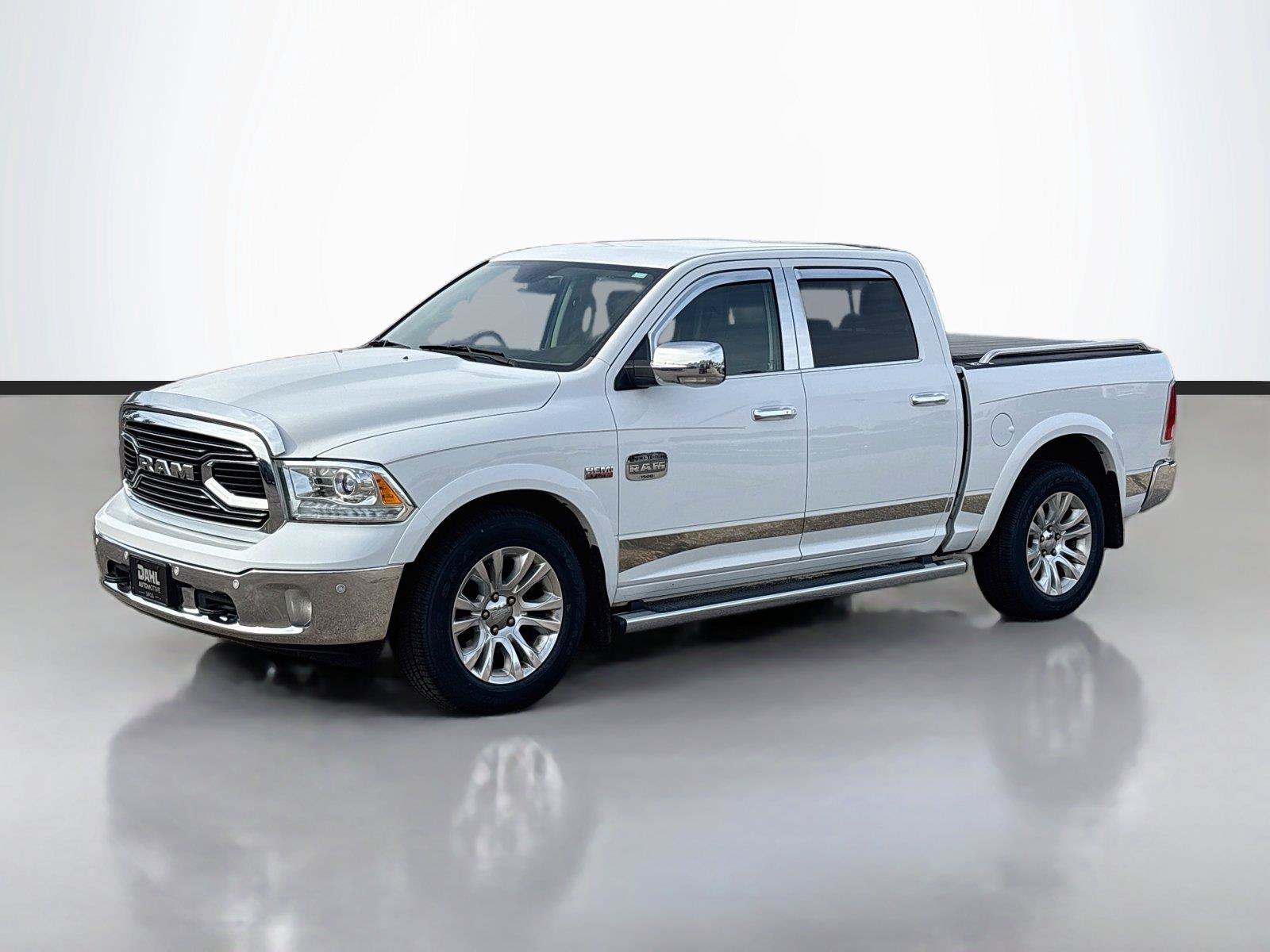 Used 2017 RAM 1500 Laramie Longhorn AWD/4WD image 4