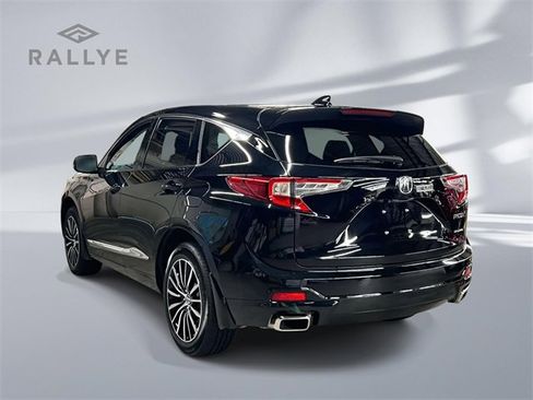 Used 2025 Acura RDX SH-AWD w/ Advance Package image 6