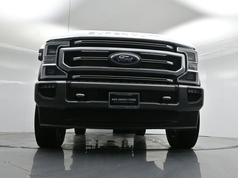Used 2021 Ford F350 Platinum image 45
