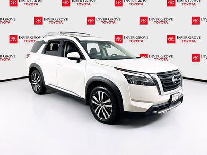 Used 2024 Nissan Pathfinder Platinum