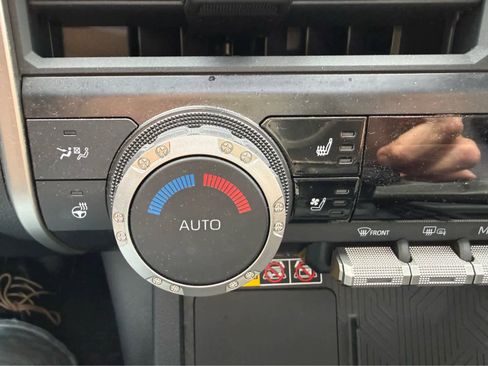 Used 2025 Toyota 4Runner TRD Off-Road Premium image 24