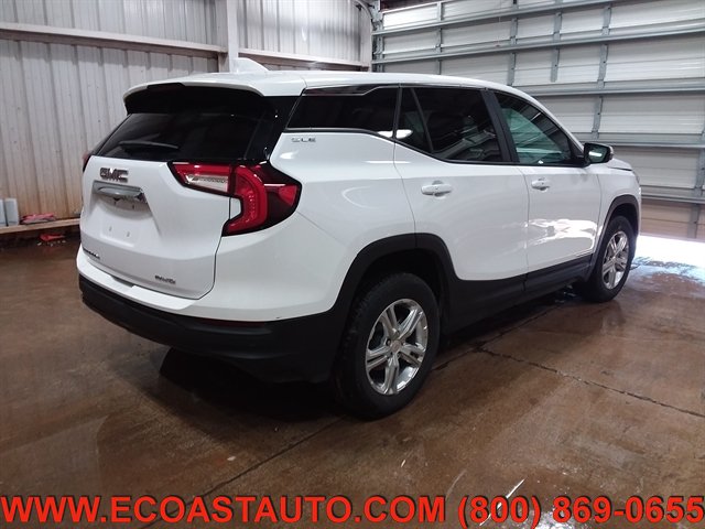Used 2022 GMC Terrain SLE w/ LPO, Floor Liner Package AWD/4WD image 4