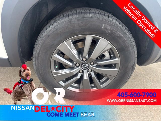 Used 2024 Nissan Pathfinder SV FWD image 9