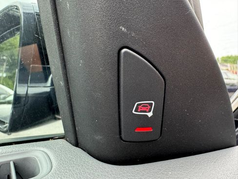 Used 2015 Audi A8 4.0T image 26