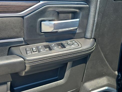 Used 2026 RAM 2500 Laramie AWD/4WD image 10