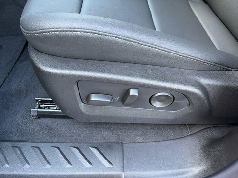 New 2026 GMC Canyon Elevation RWD image 17