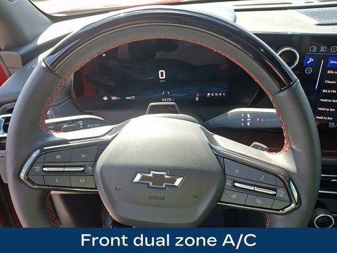 Used 2024 Chevrolet Traverse RS w/ LPO, Floor Liner Package image 4