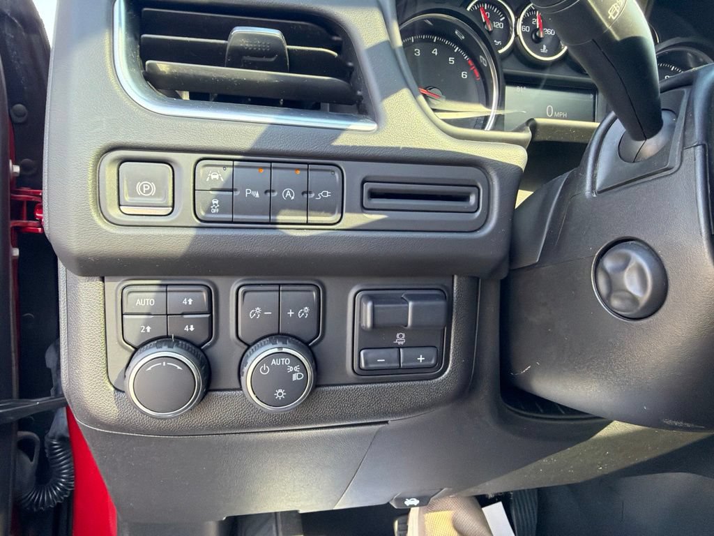 Used 2021 Chevrolet Tahoe LT w/ LT Signature Package AWD/4WD image 30