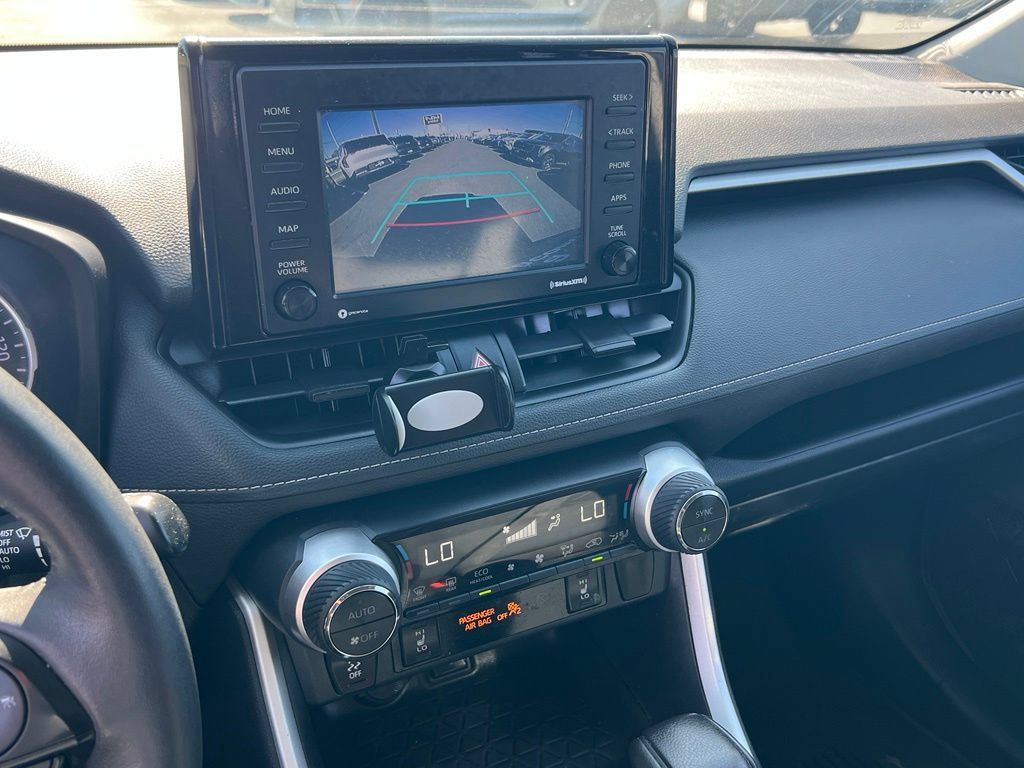 Used 2020 Toyota RAV4 XLE w/ Convenience Package AWD/4WD image 22