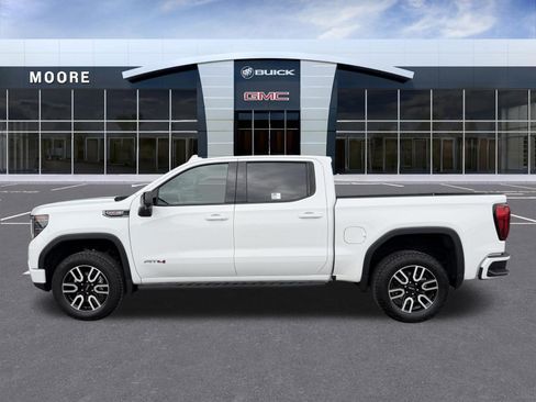 Used 2024 GMC Sierra 1500 AT4 w/ AT4 Premium Package AWD/4WD image 5