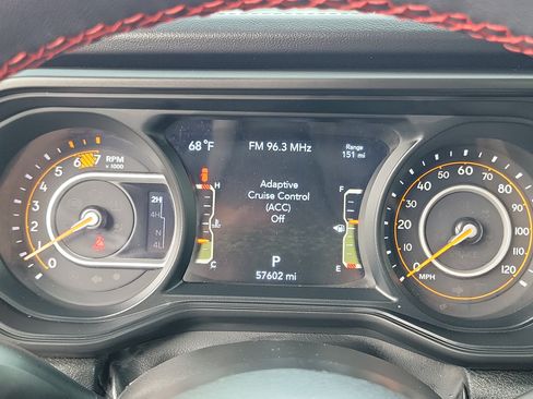 Used 2024 Jeep Wrangler Unlimited Rubicon AWD/4WD image 14