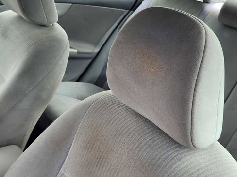 Used 2010 Toyota Corolla LE image 15