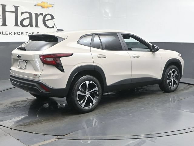 New 2026 Chevrolet Trax RS FWD image 28