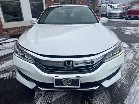 Used 2016 Honda Accord EX image 2