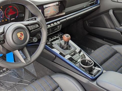 New 2026 Porsche 911 Carrera T image 21