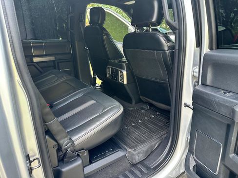 Used 2019 Ford F250 Platinum w/ Platinum Ultimate Package AWD/4WD image 22