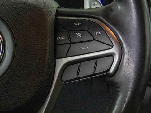 Used 2020 Jeep Grand Cherokee Limited X image 36