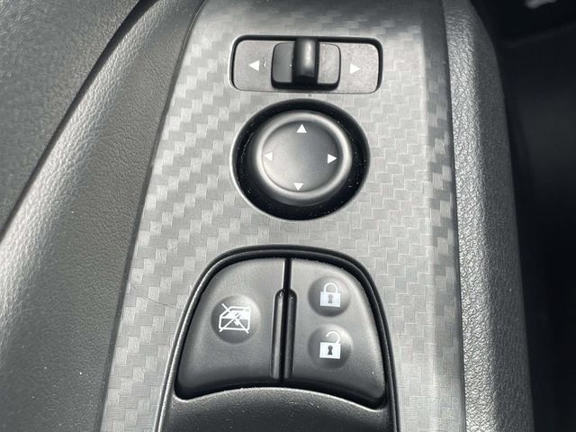 Used 2025 Nissan Altima 2.5 SV FWD image 22