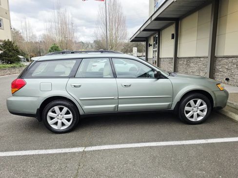 Used 2006 Subaru Outback 2.5i Special Edition w/ Popular Equipment Group 1D AWD/4WD image 6