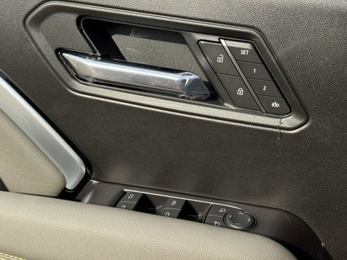 New 2026 Chevrolet Colorado ZR2 w/ Technology Package image 18