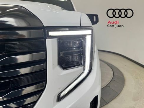 Used 2022 GMC Sierra 1500 AT4 w/ AT4 Premium Package image 4