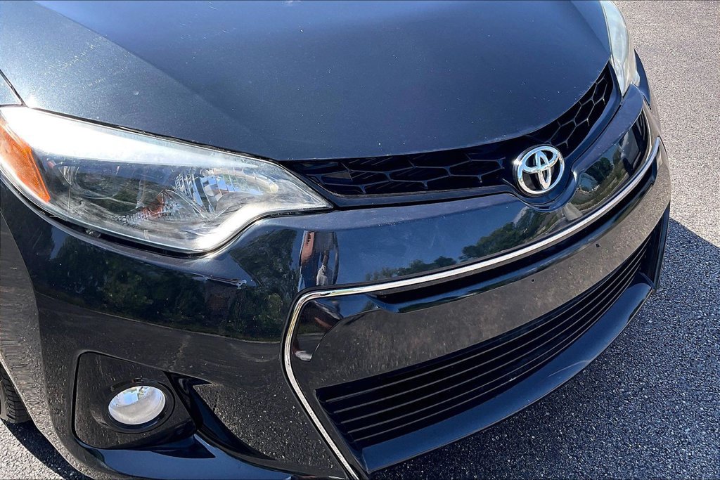 Used 2016 Toyota Corolla S FWD image 30