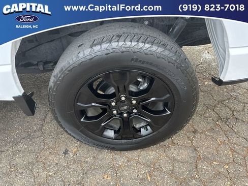 Used 2022 Ford F150 Lariat w/ Equipment Group 502A High image 13