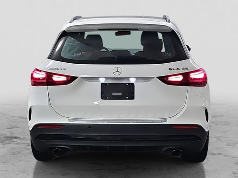 Certified 2025 Mercedes-Benz GLA 35 AMG 4MATIC image 7