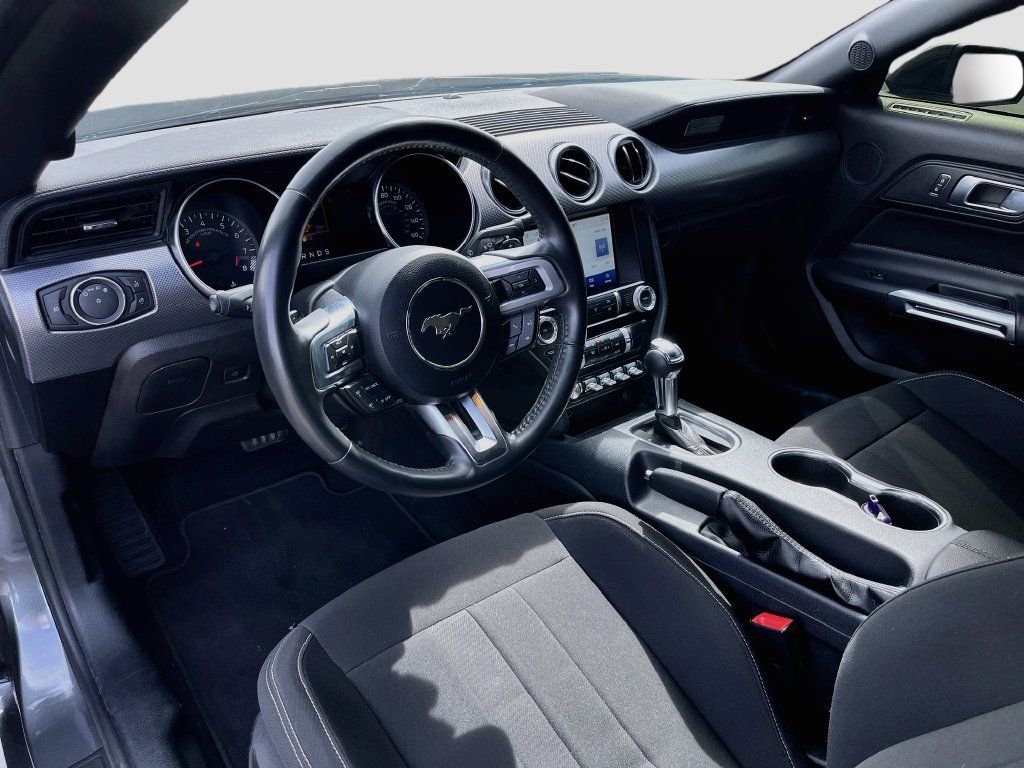 Used 2022 Ford Mustang GT w/ Equipment Group 301A RWD image 9